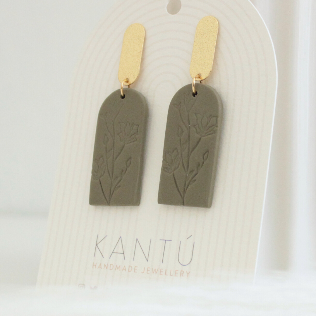 Pendientes Flora