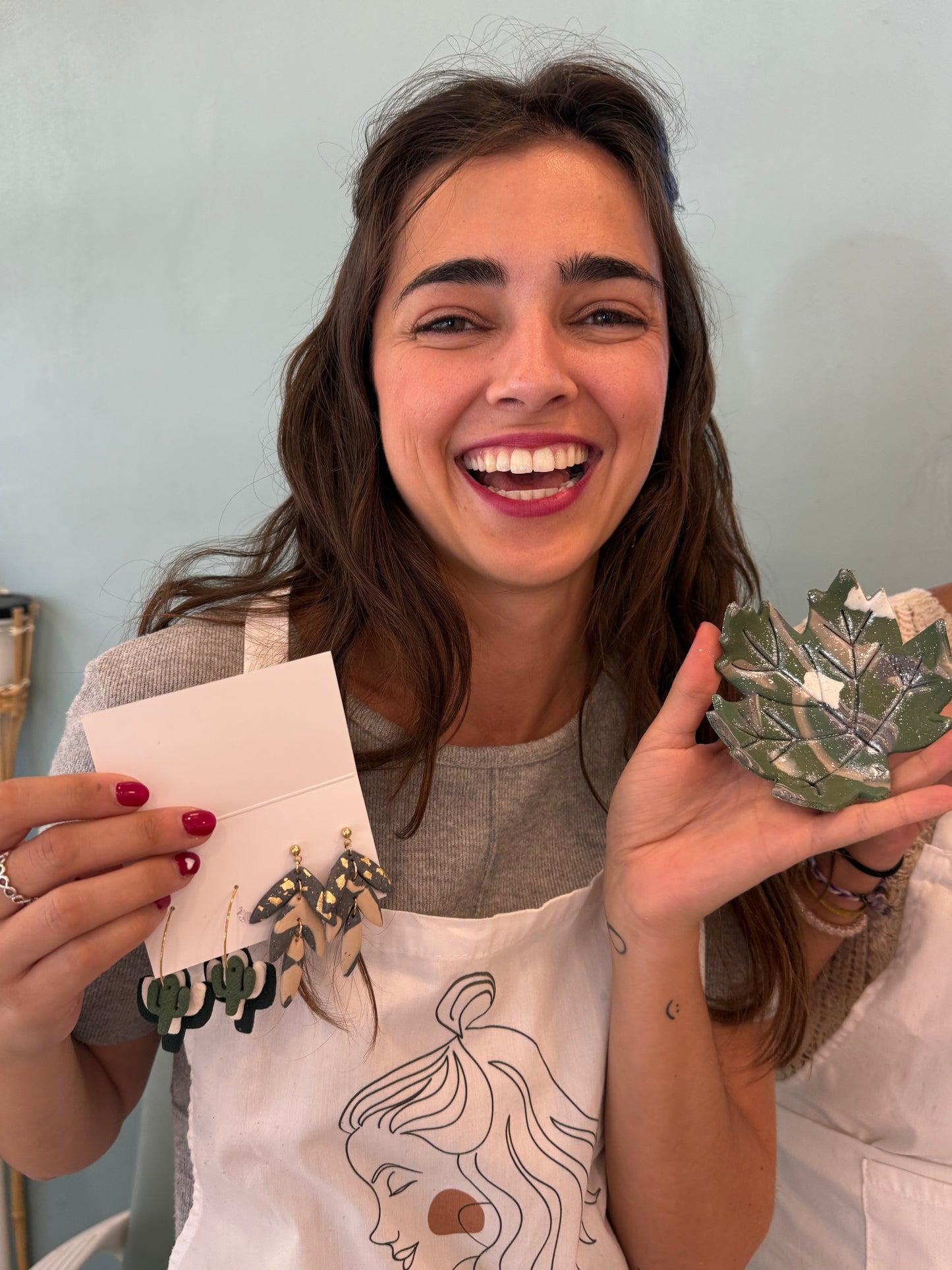 Taller de pendientes y joyero